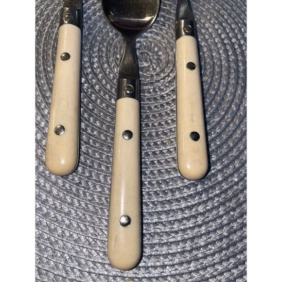 Vintage Spoon Lot 3 Pc Stainless Taiwan Acrylic Handle Cream MCM - Picture 2 of 6